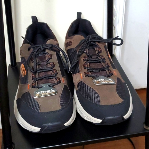 Skechers Other - MEN'S SKECHERS OUTDOOR MEMORY FOAM SZ 11